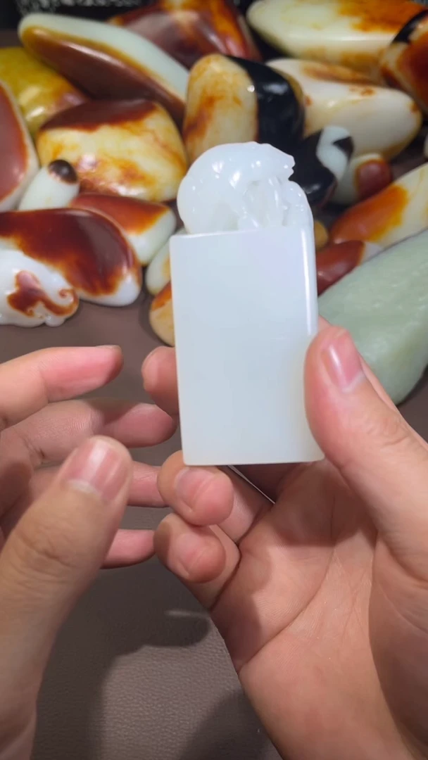 吊坠(不含链)未镶嵌和田玉瑜****选吊坠