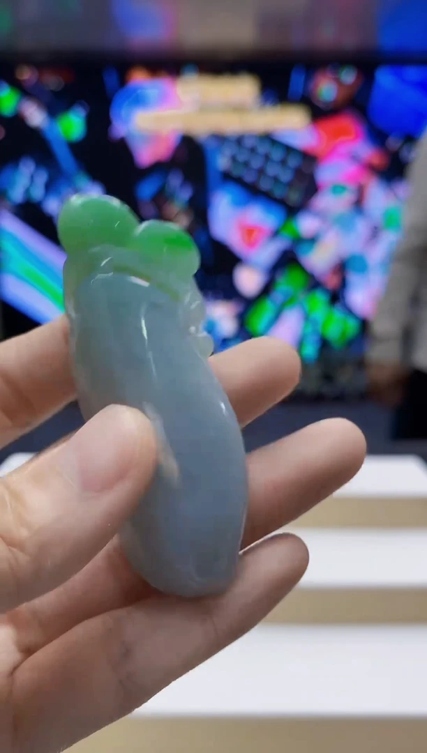 未镶嵌定制翡翠-毛货挂件21