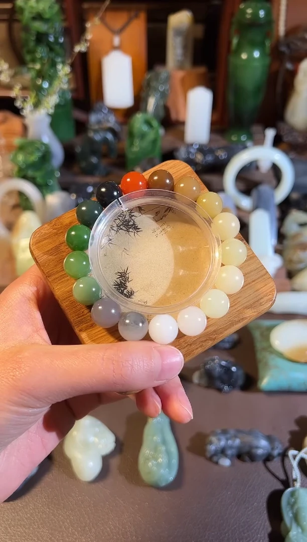 【闪购商品】和田玉手串未镶嵌   