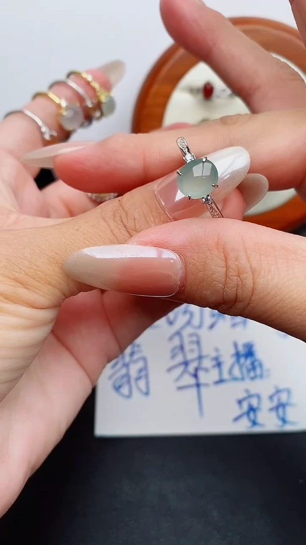 银S925镶嵌戒指翡翠天然翡翠A货