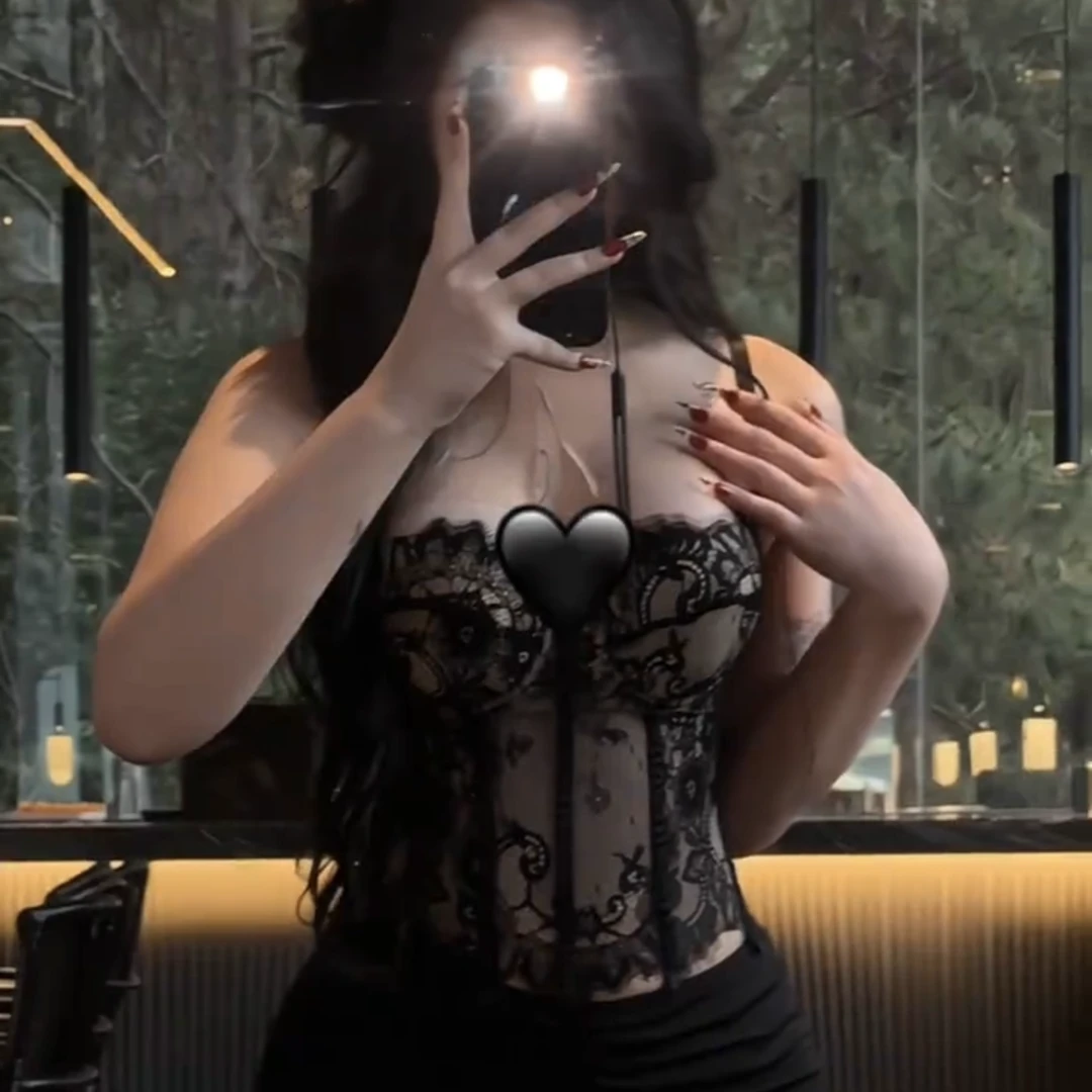 H7-春季蕾丝性感黑肉色打底收腰外穿鱼骨胸衣