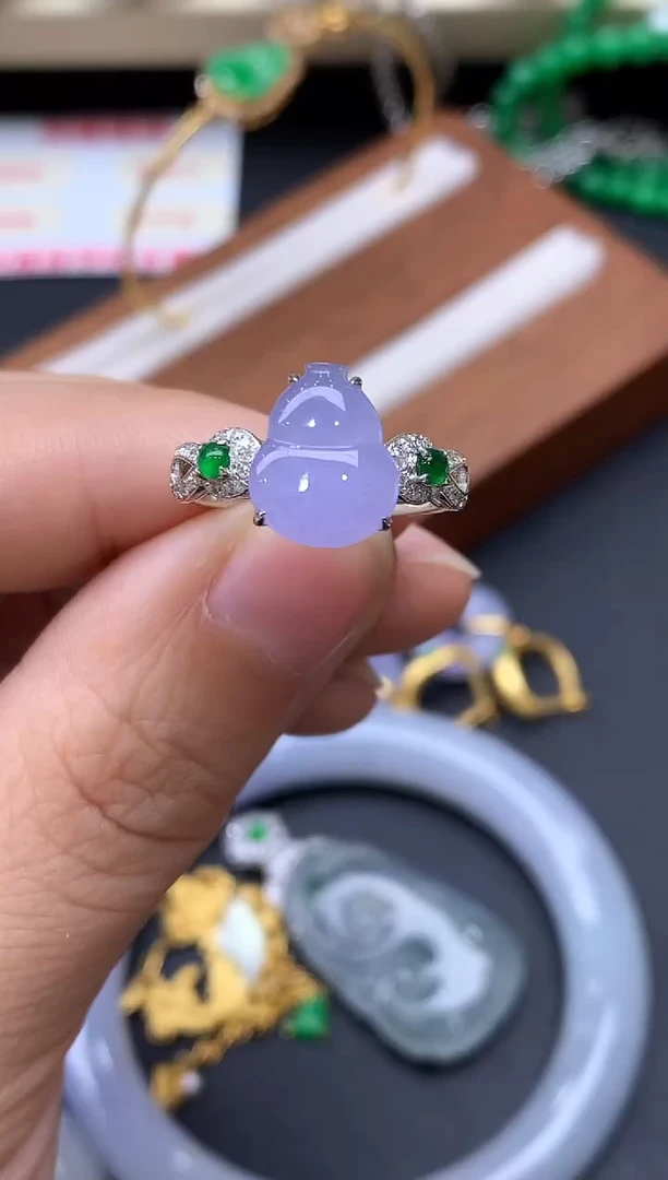 18K金镶嵌戒指翡翠612-中国好珍宝