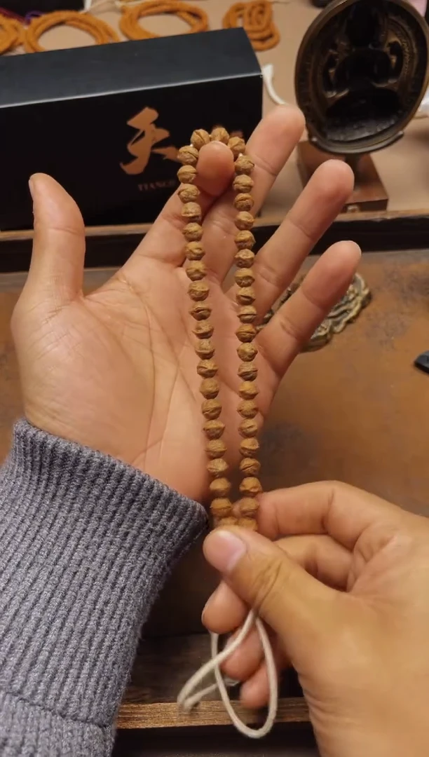 【闪购商品】柏香籽/百香籽手串原装手持