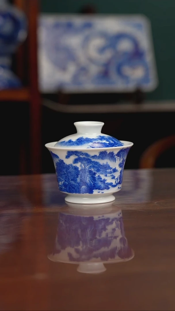 晓月窑青花山水盖碗