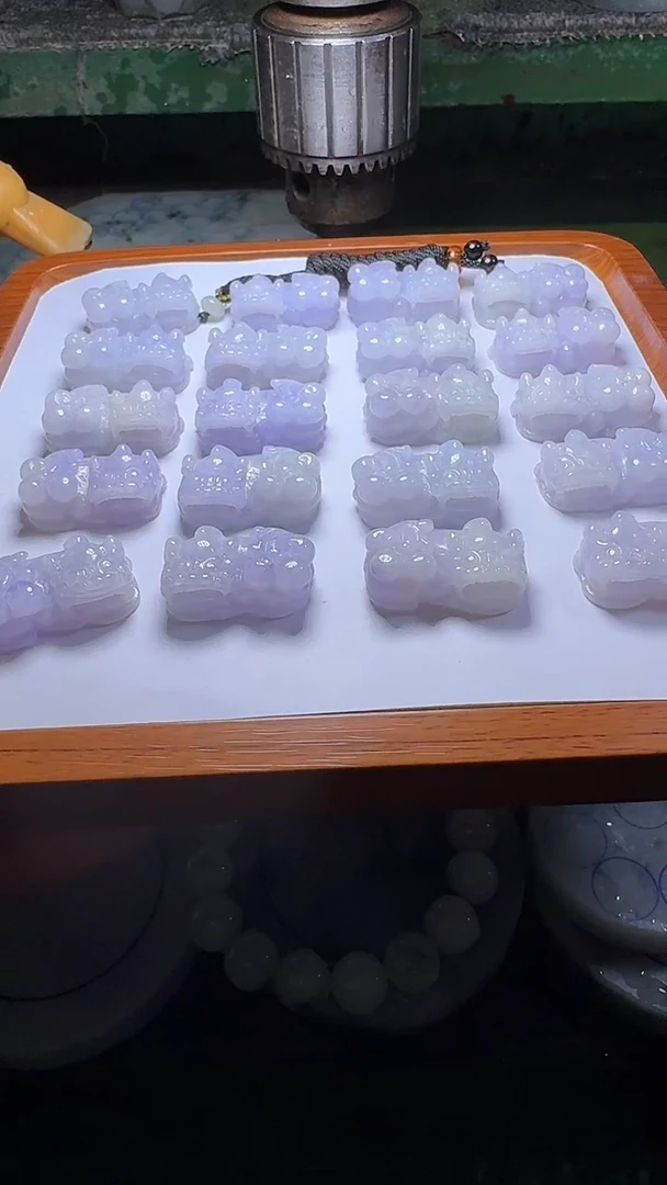颈饰未镶嵌翡翠貔貅多样性发一件