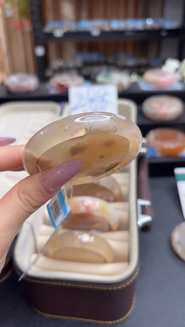 未镶嵌手镯石英质玉A453(55圈赠送镯心)