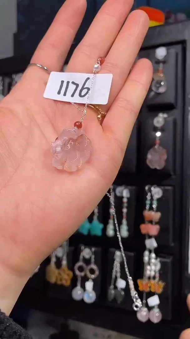 颈饰未镶嵌南红玛瑙喜欢拍