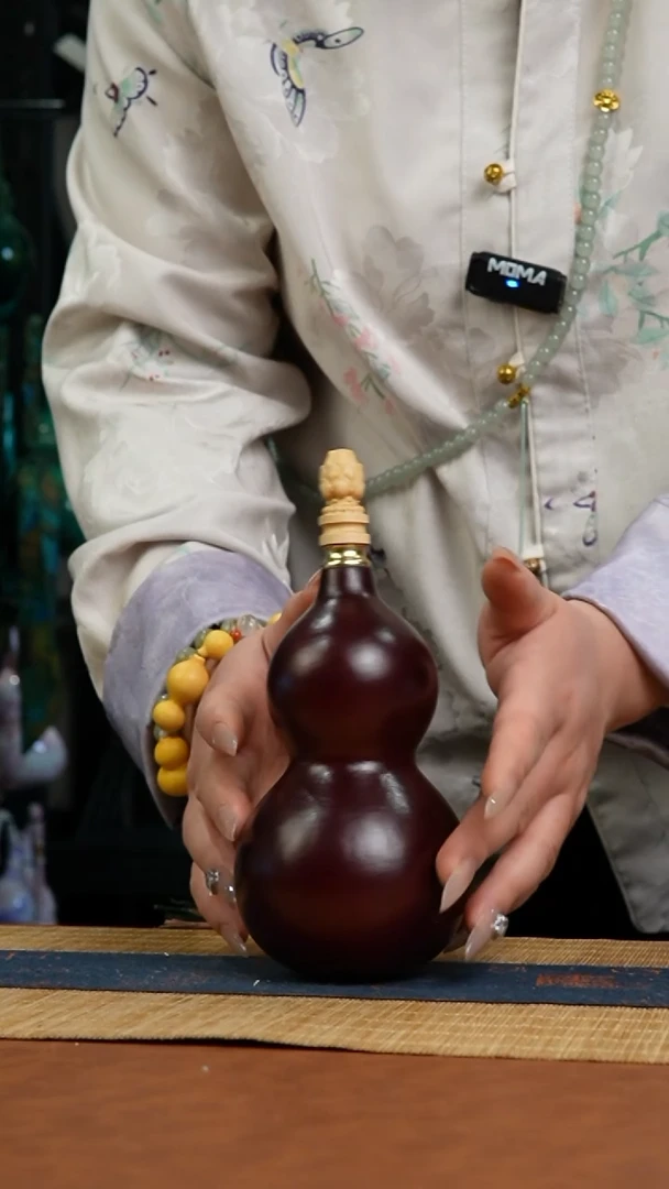 079号 天然热水酒葫芦 一物一拍（有瑕介意勿拍）