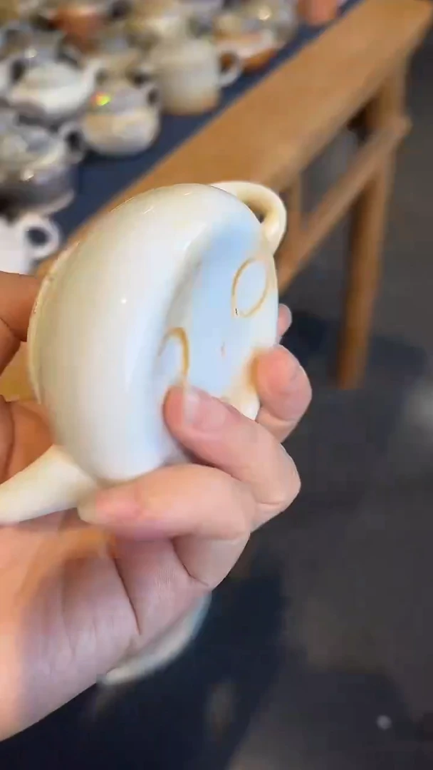 壶236号容量60-80ML高白泥 放漏