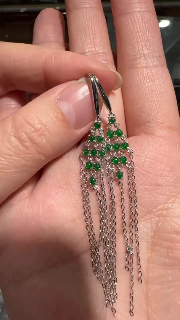 【闪购商品】翡翠耳饰银S925镶嵌翡翠