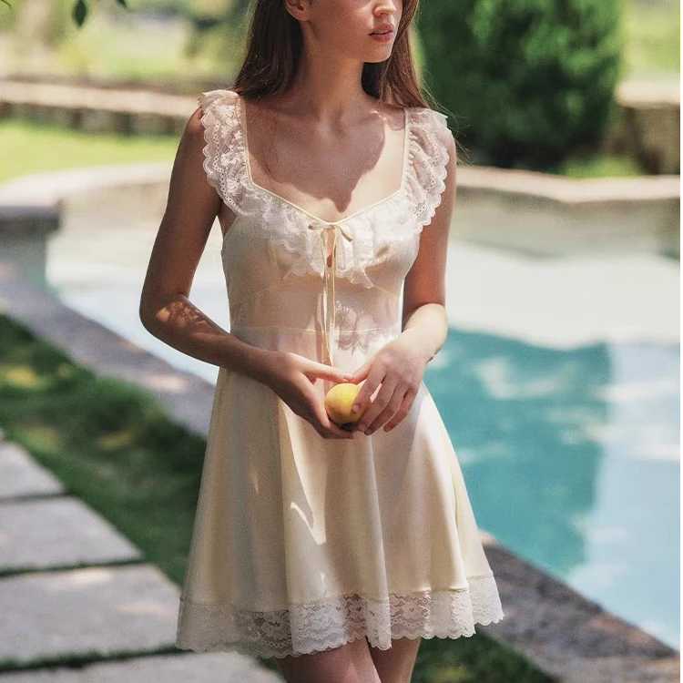 小七推荐显瘦气质夏季复古法式露背冰雪丝睡裙