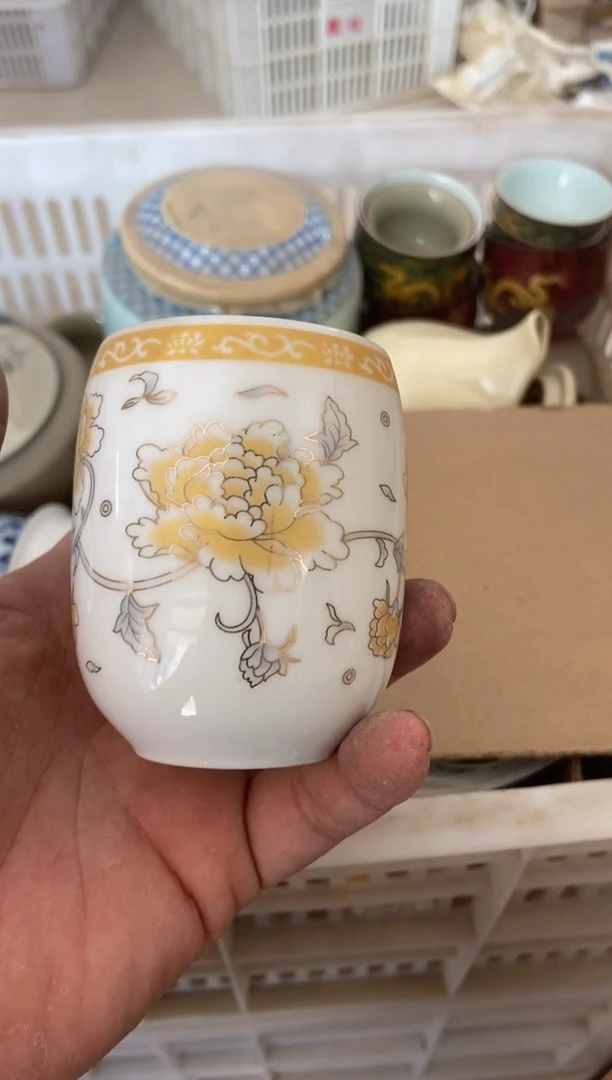 杯无运费险有瑕疵的摄影的产品有使用过的痕迹有点脏介意勿拍