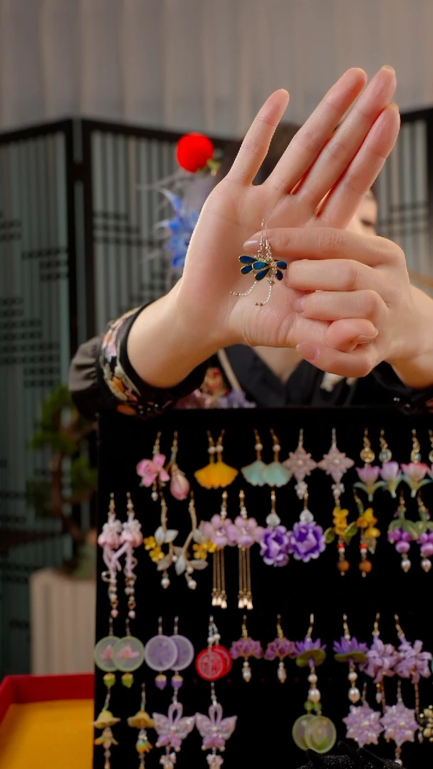 刺绣王*胆非遗绒花手工饰品