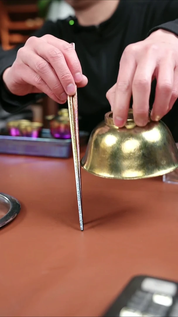 辉哥粉丝福利 钛碗+筷子 金色