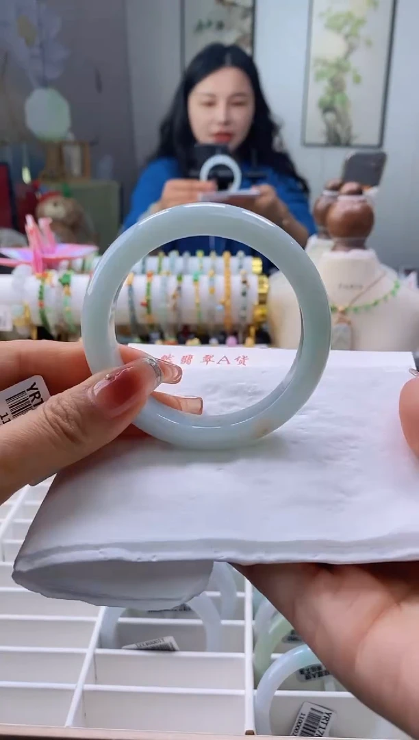 未镶嵌手镯翡翠63号57.4/11.5*8.4