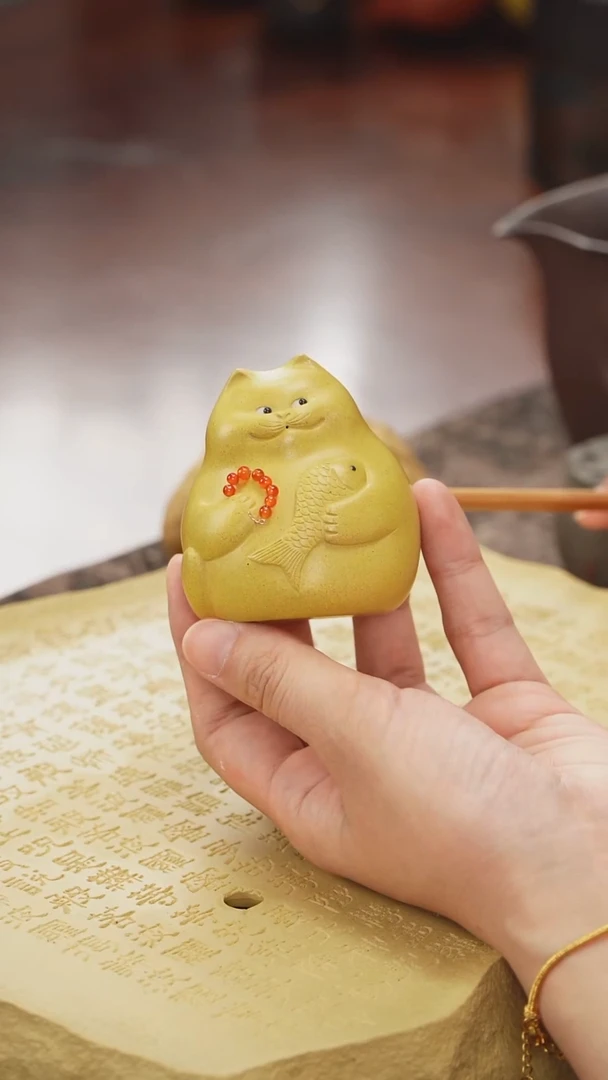 猫咪摸鱼盘串摆件