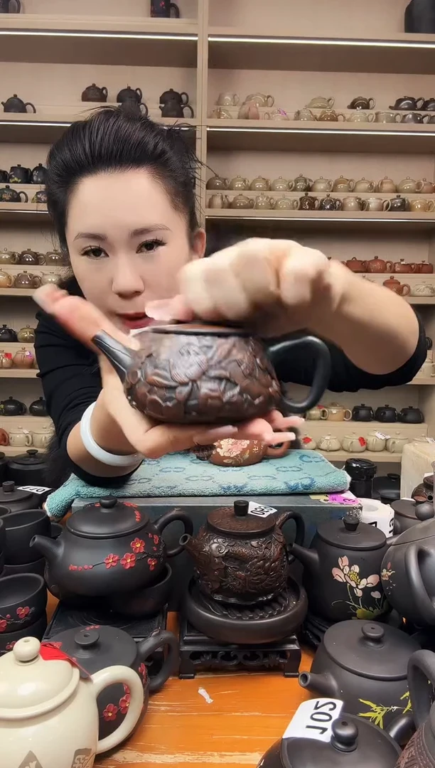 壶满雕 荷花 石瓢  061