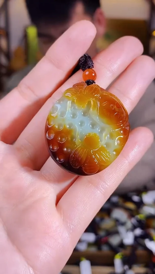 【闪购商品】和田玉颈饰未镶嵌1