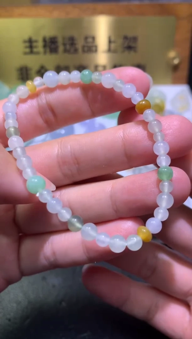 未镶嵌定制翡翠毛货