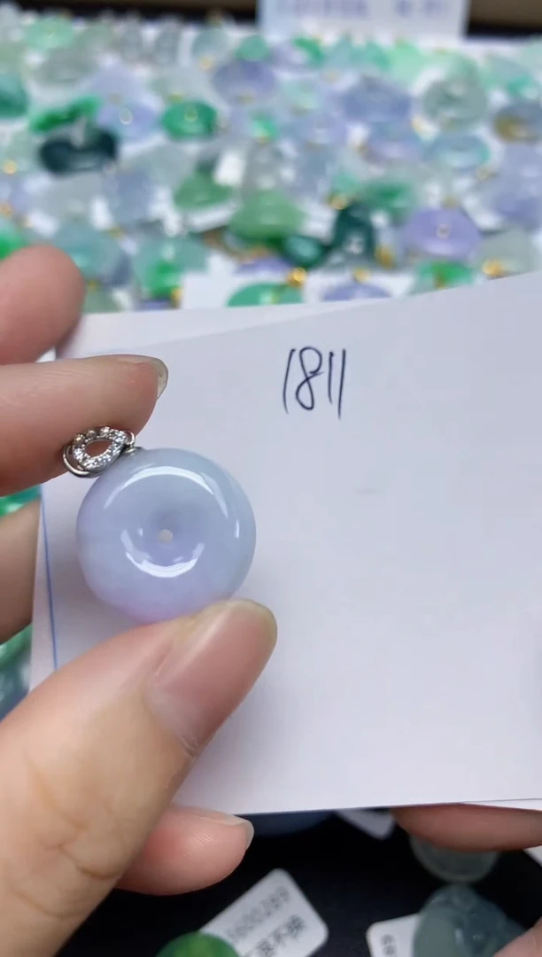 翡翠未镶嵌颈饰11111111111