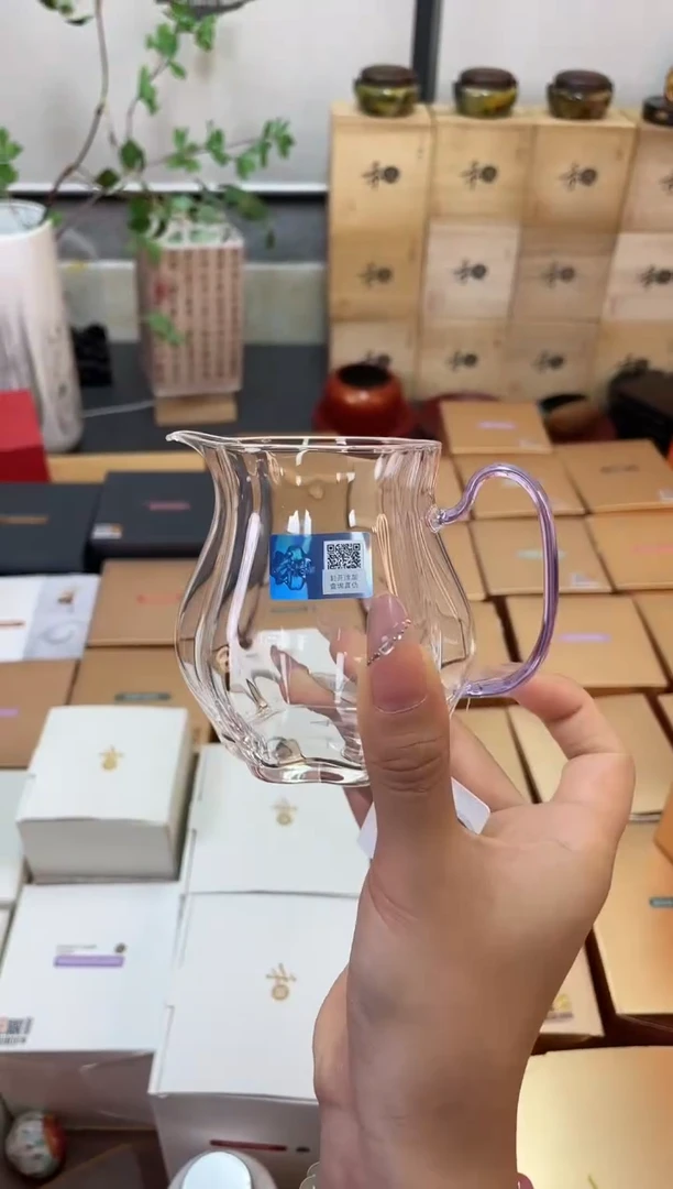 颂妍浅紫色样品。