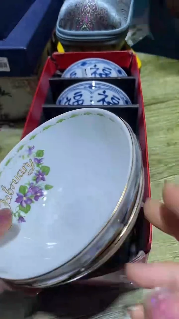 瓷片碗碟好物一件不留@@1