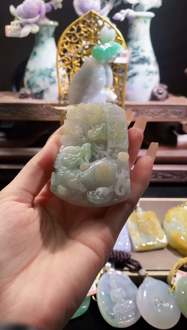 翡翠未镶嵌吊坠(不含链)bl143