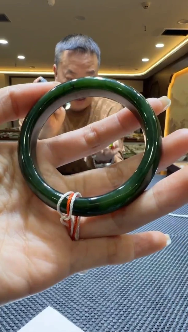 颈饰未镶嵌和田玉手镯57