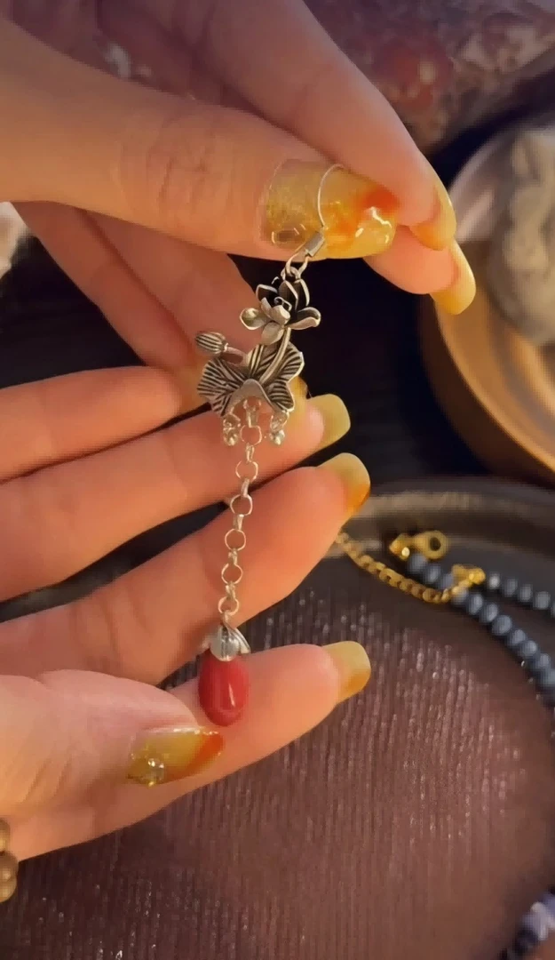 非金属仿水晶耳饰 红色莲花挂坠新中式耳环