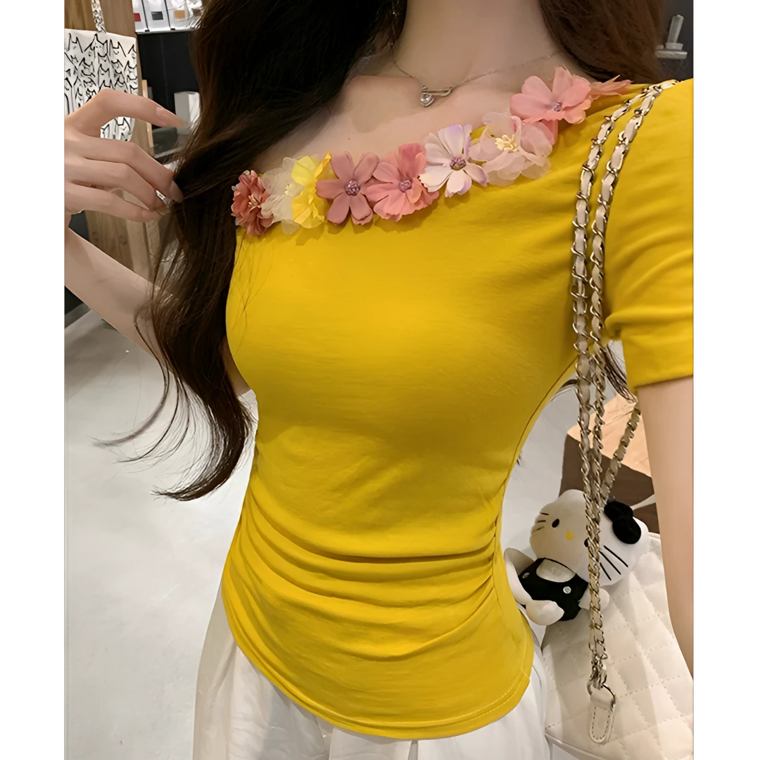 黄色斜肩甜辣多巴胺短袖t恤女夏季2025新款修身短款露肩辣妹上衣