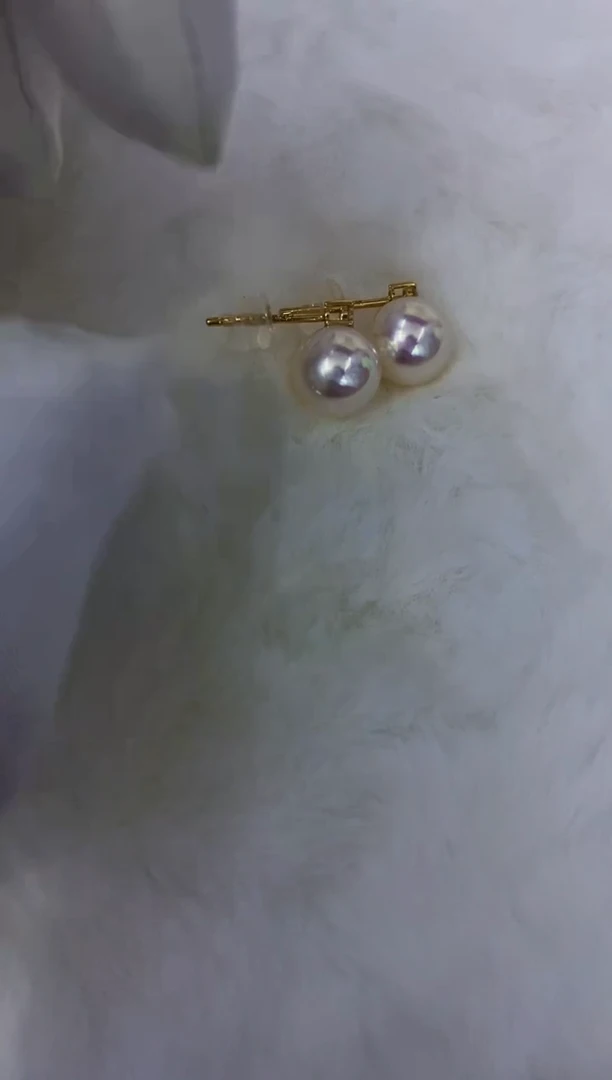 18K金镶嵌akoya王妃款耳钉海水珍珠8.5-9mm