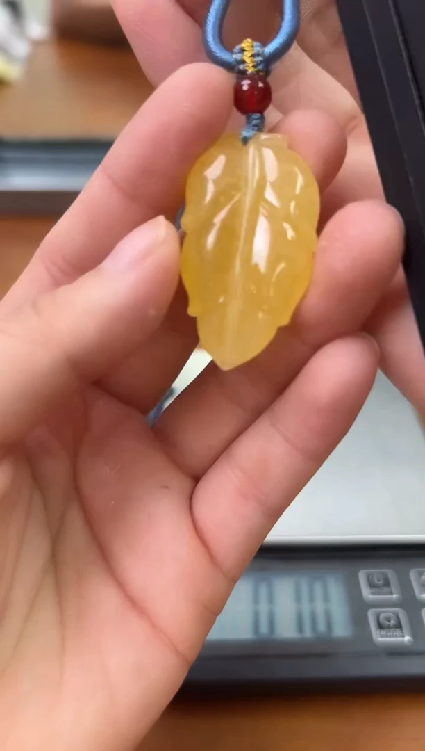 未镶嵌蜜蜡裸石蜜蜡吊坠