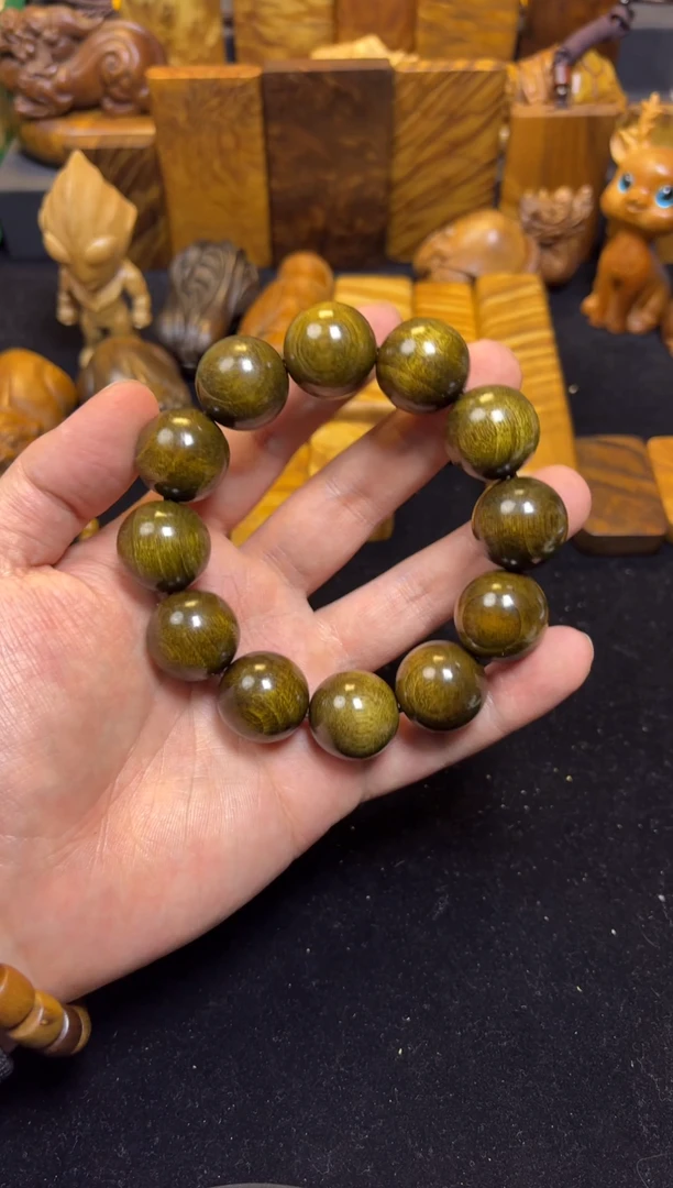 【闪购商品】楠木（金丝楠）其他2.0翡翠绿手串爆闪金丝23