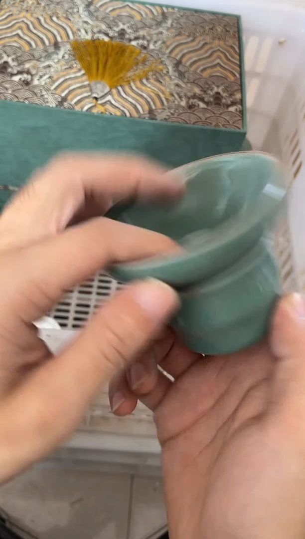 无运费险有瑕疵的摄影的产品有使用过的痕迹有点脏介意勿拍