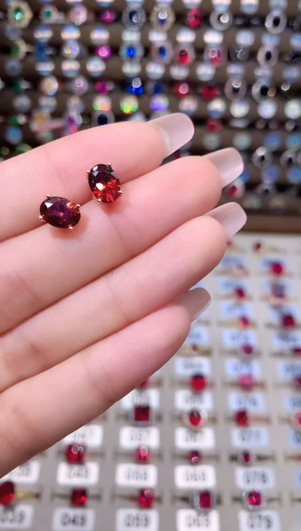 石榴石（芬达石）耳饰银S925镶嵌810玫瑰金