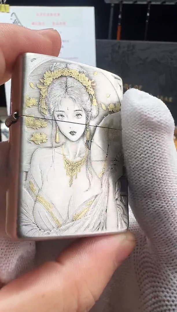 铜执扇艺伎-3D盔甲熏银鎏金