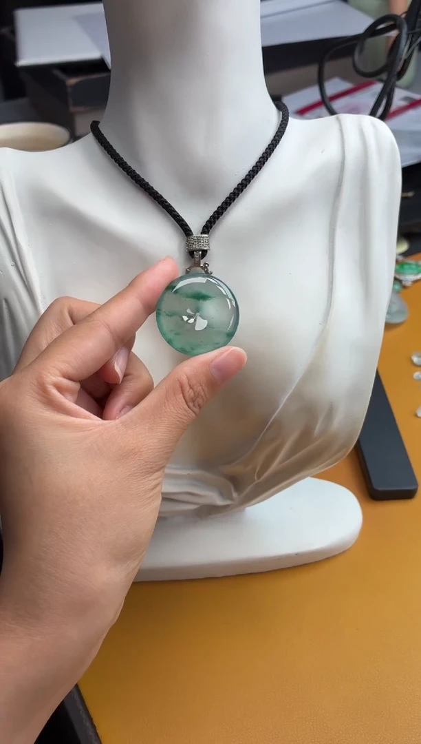 翡翠未镶嵌吊坠(不含链)平安扣 30.7 5.5