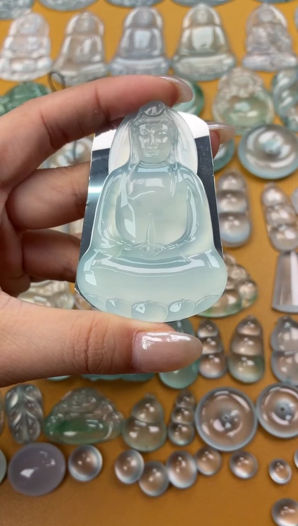 吊坠(不含链)未镶嵌翡翠56 素衣 65.3 43.5 5.1