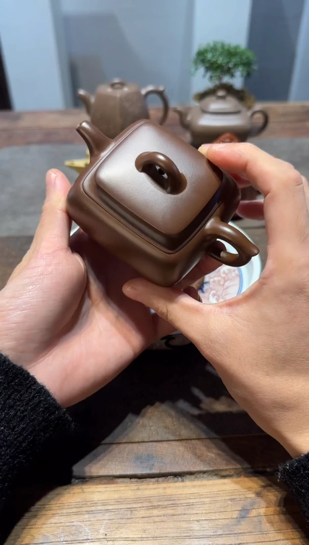 茶壶紫砂言长四方紫砂壶