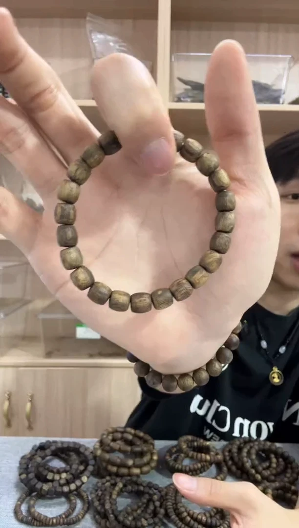 沉香碎屑沉香07鼓珠单圈6克+ 多样性发其一