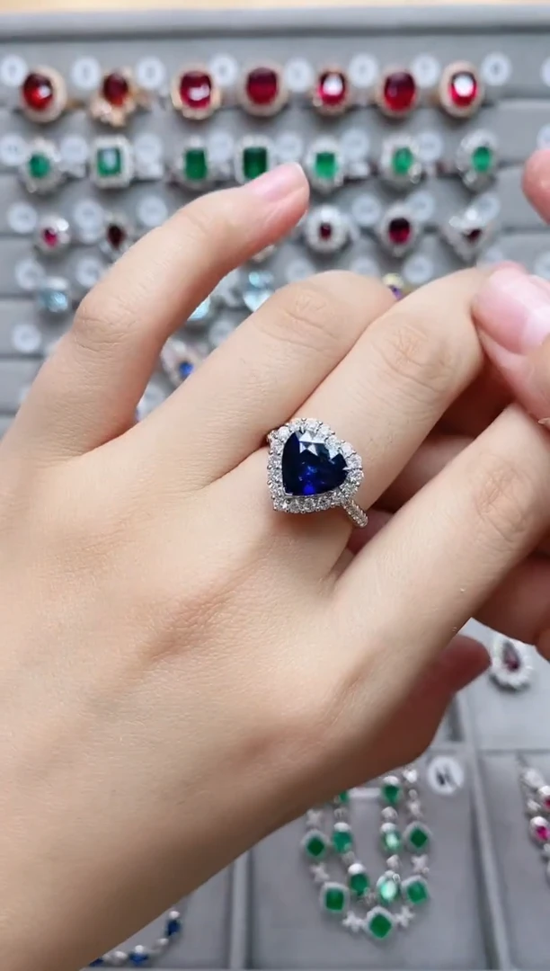 【闪购商品】蓝宝石18K金戒指18K金镶嵌.