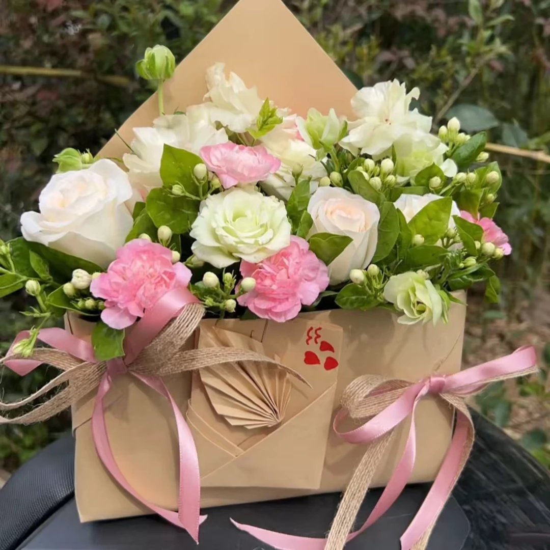 信封花束新鲜花同城配送洋桔梗茉莉白玫瑰网红创意花店免费送上门