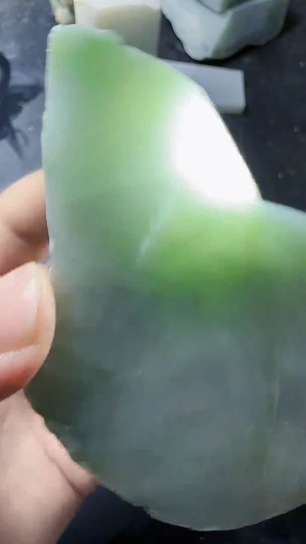 翡翠挂件未镶嵌前**生096翡翠