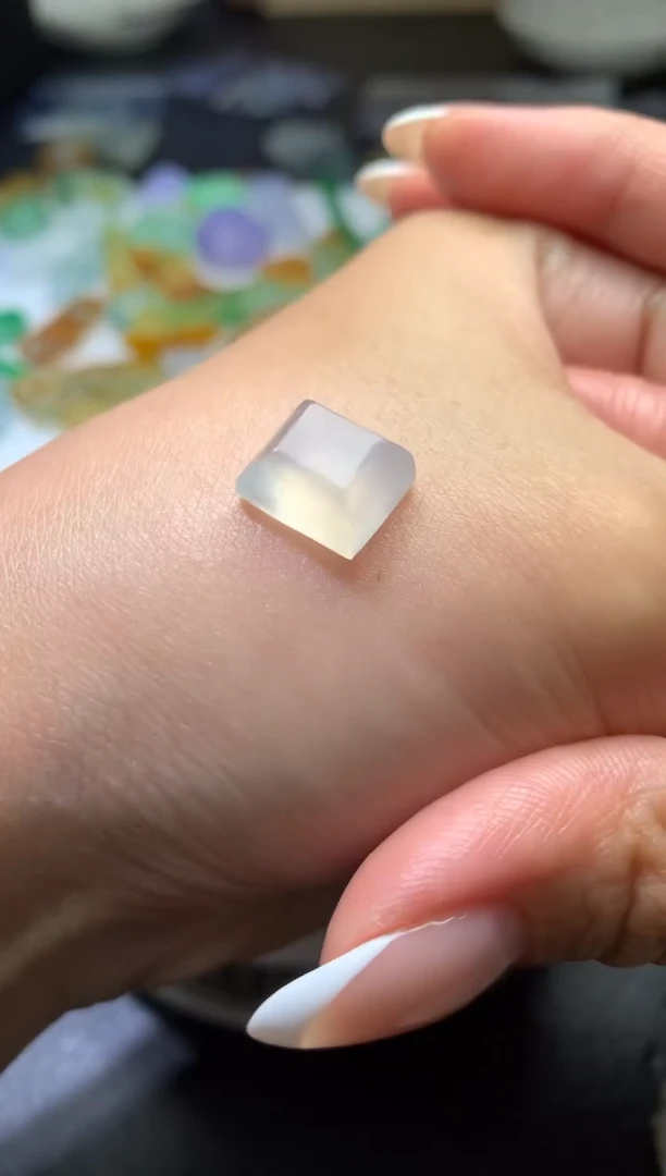 未镶嵌定制翡翠毛货 10.7-9.3-5.5