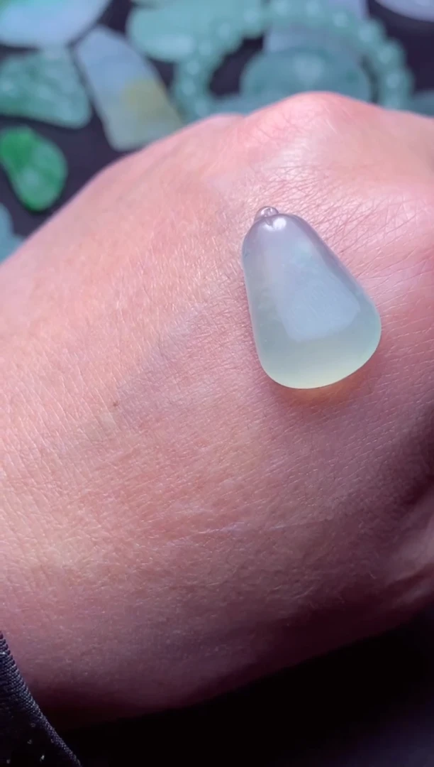 未镶嵌定制翡翠a货翡翠