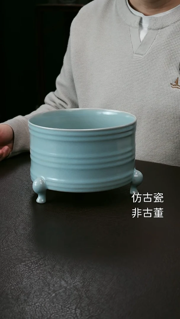 其他大号三足弦纹樽56