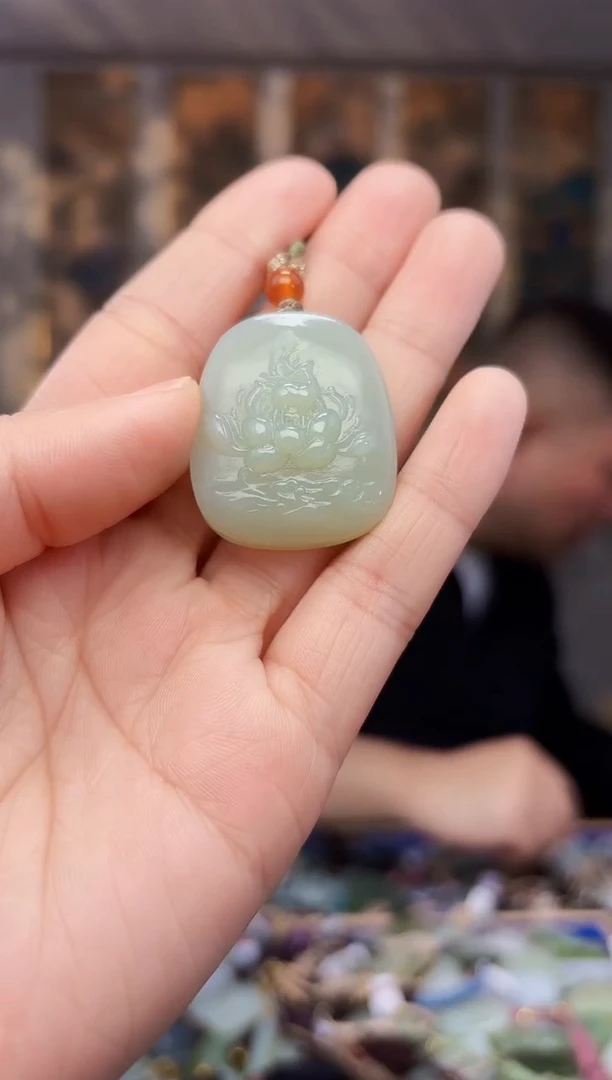 【闪购商品】和田玉挂件未镶嵌拍一发一