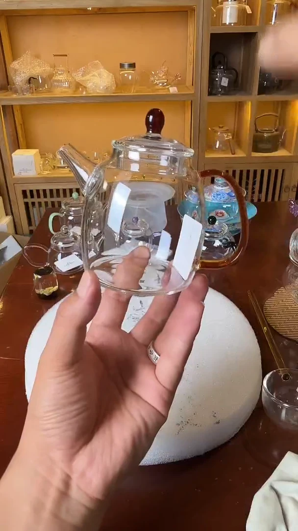 红色秦权壶。。。。。。
