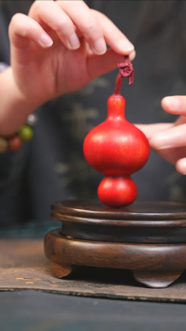 【闪购商品】YQ132大漆手捻小葫芦（未开口）