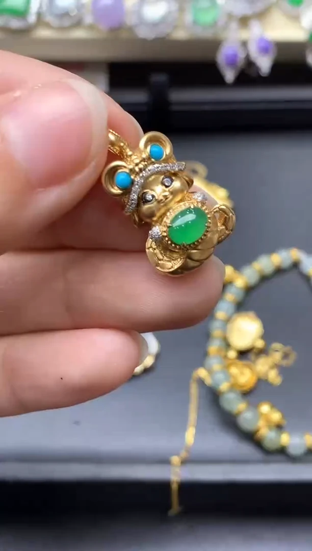 颈饰18K金镶嵌翡翠568-中国好珍宝